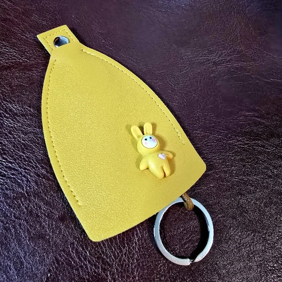 Keychain - Picture 3 of 3